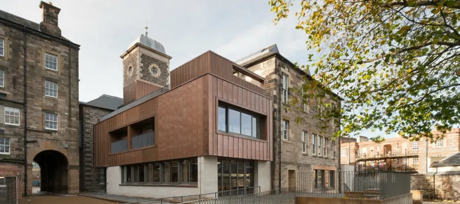 ECCI exterior