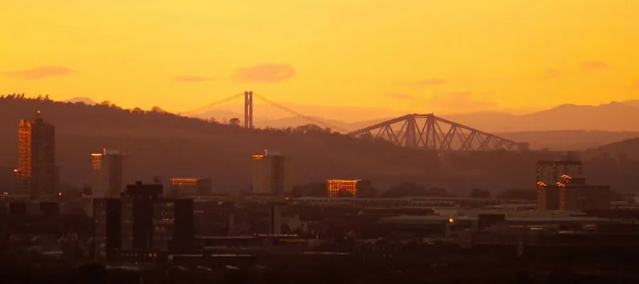 Edinburgh skyline and horizon