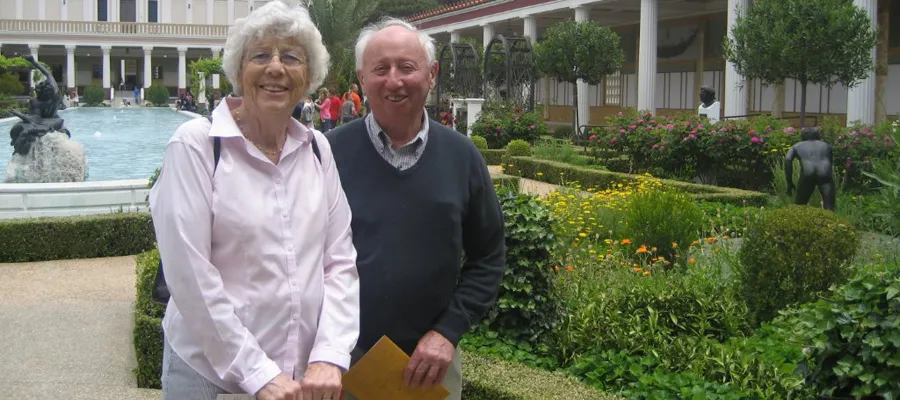Vivian and Pam Abrahams